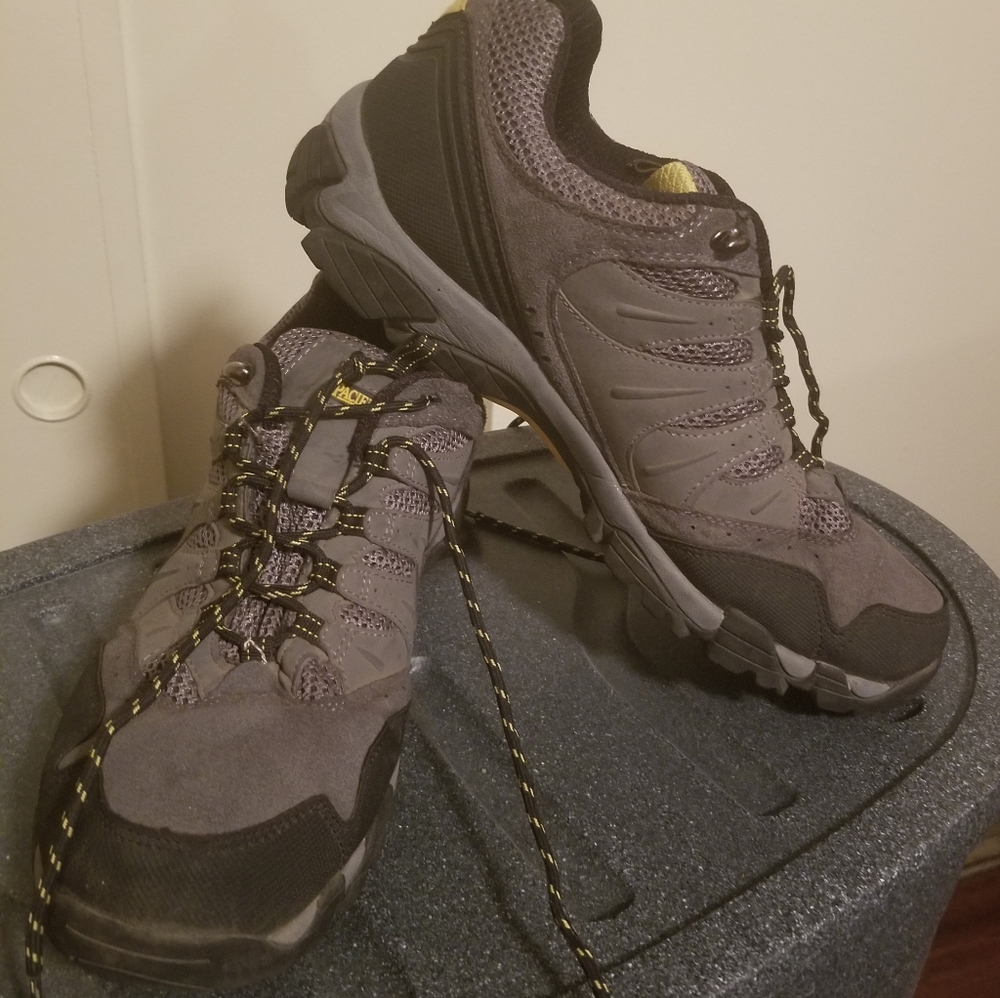 Pacific Trail Hiking Shoes